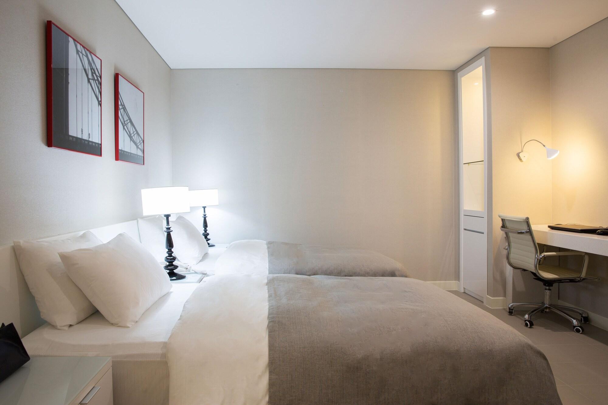 Hotel Mate Bundang Szongnam Kültér fotó